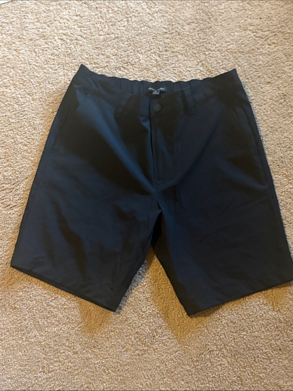 Banana Republic Black Flat-Front Performance Shorts men’s 32 9” inseam
